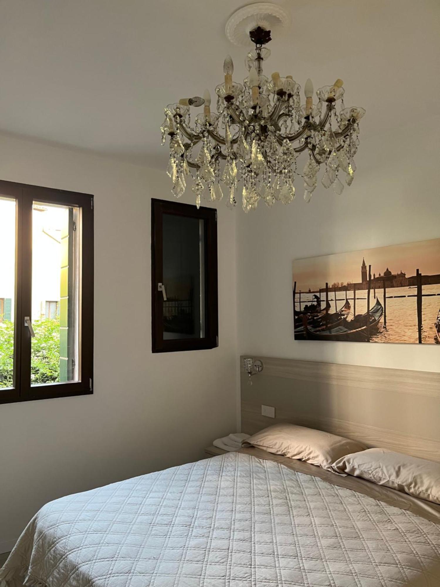 Casa Sulla Laguna Castello Guest house